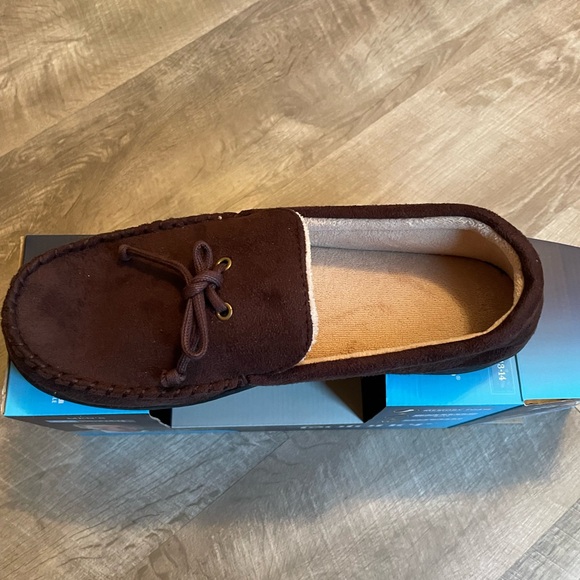 Isotoner Mens Signature slippers - Picture 3 of 7